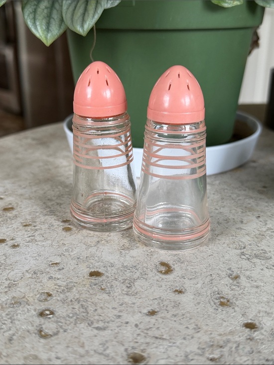 Other - Vintage Pink Glass Salt and Pepper Shakers